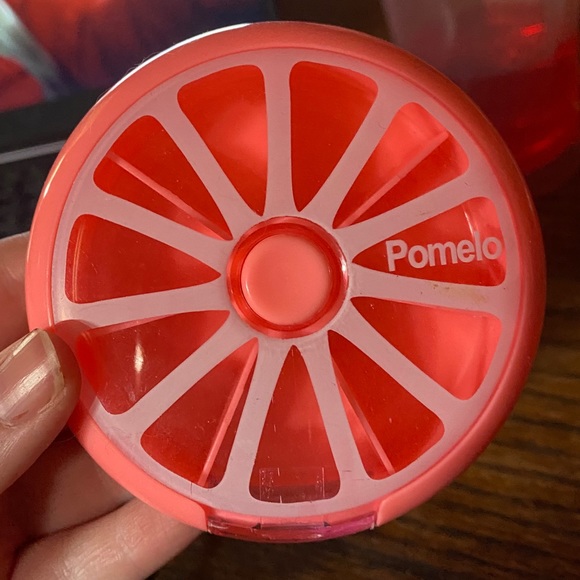 Pomelo pill case